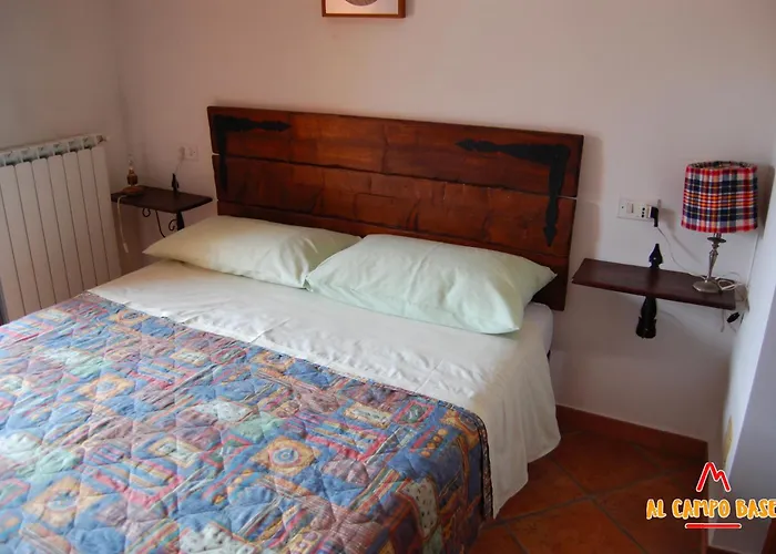 Al Campo Base בית נופש צ'יביטלה אלפדנה