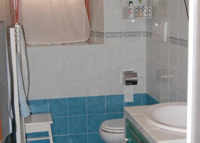 בית נופש Al Campo Base צ'יביטלה אלפדנה